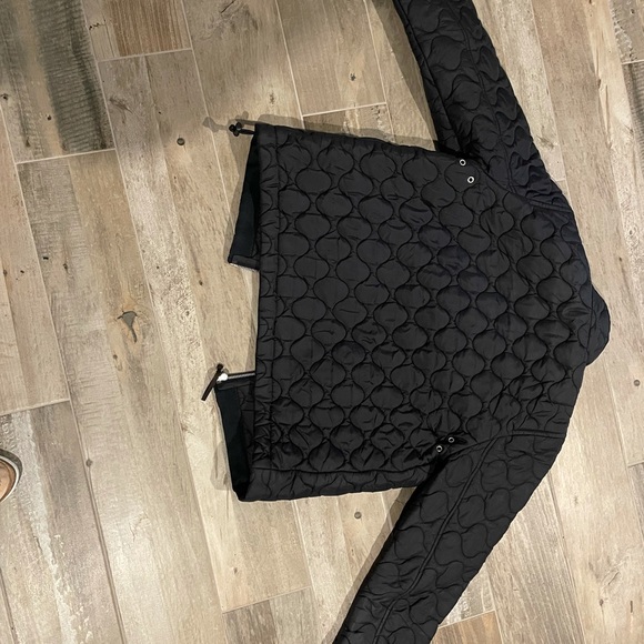 Gap quilted black jacket - Picture 2 of 4